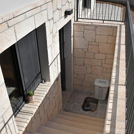 Polles Εlies Cozy Αpartment Apartment Aegina Bagian luar foto