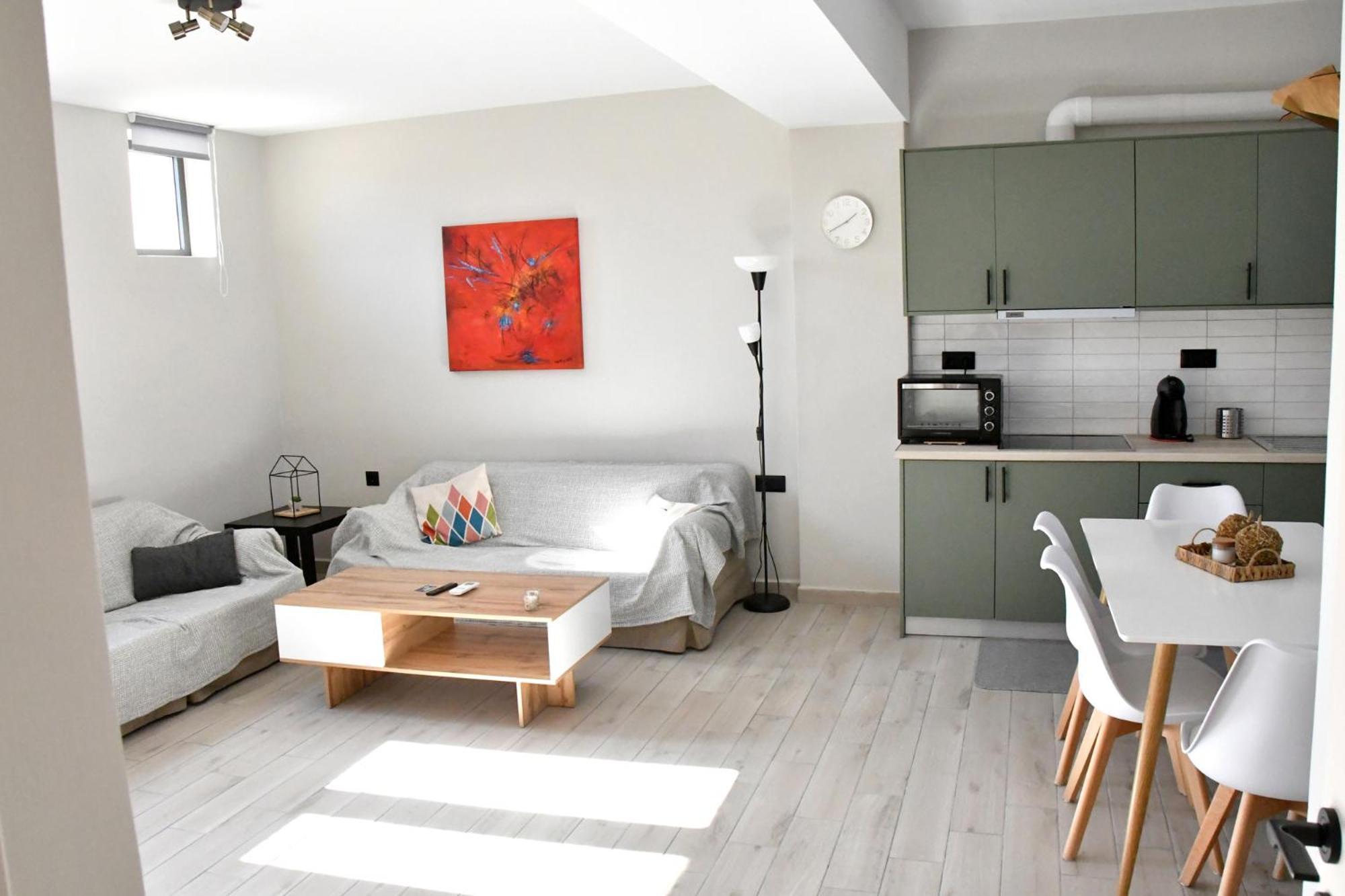 Polles Εlies Cozy Αpartment Apartment Aegina Bagian luar foto