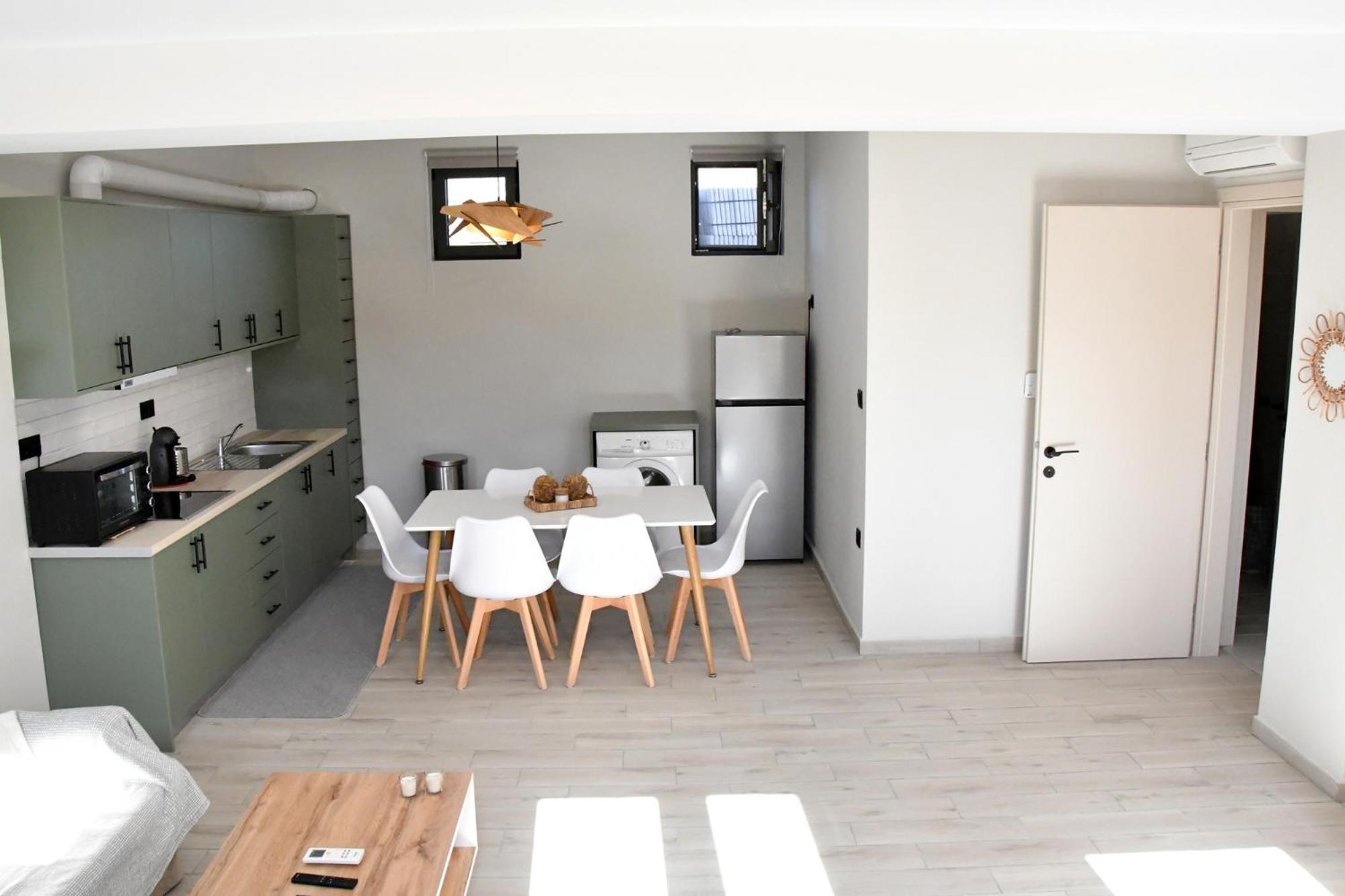Polles Εlies Cozy Αpartment Apartment Aegina Bagian luar foto