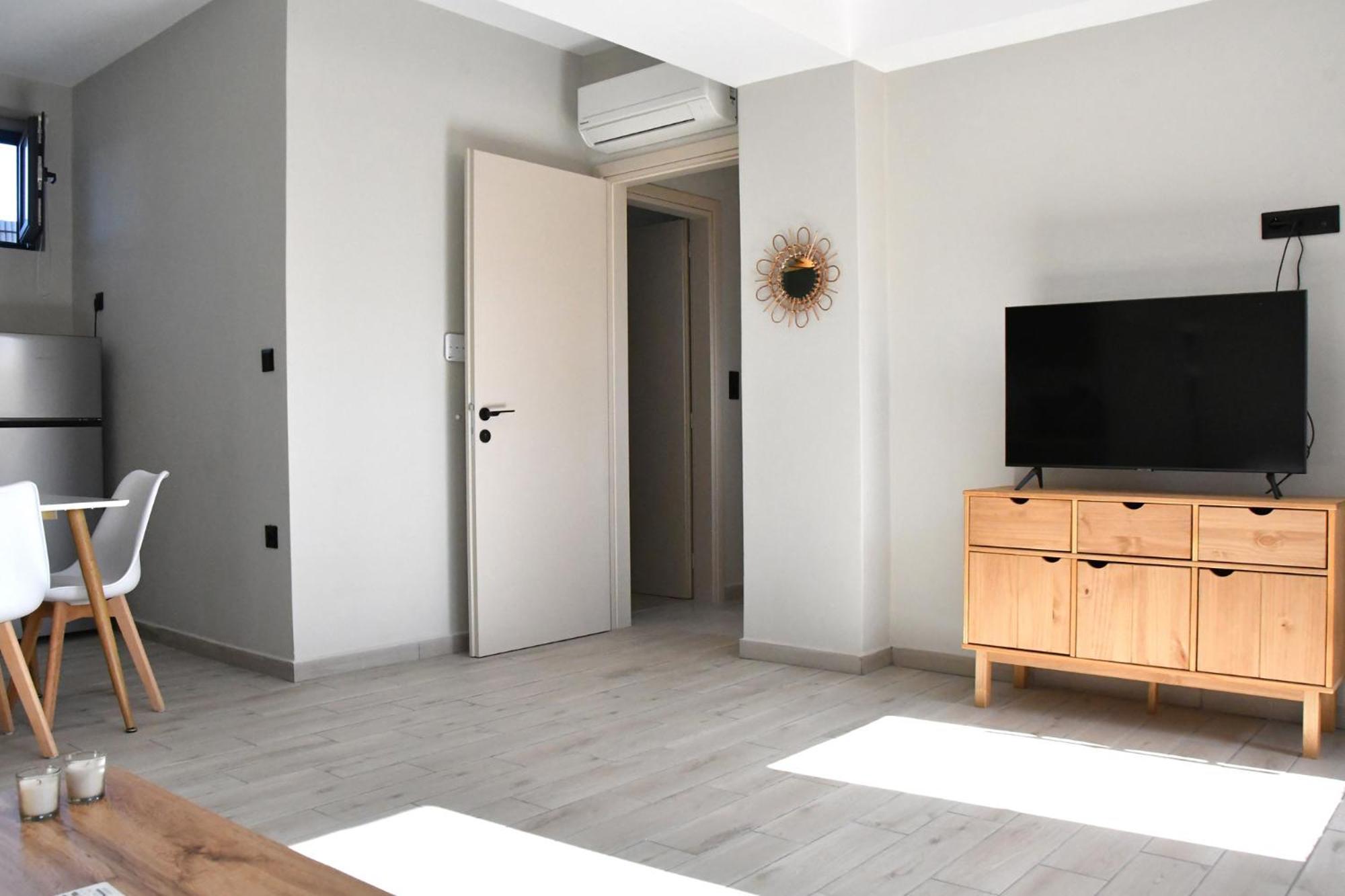 Polles Εlies Cozy Αpartment Apartment Aegina Bagian luar foto